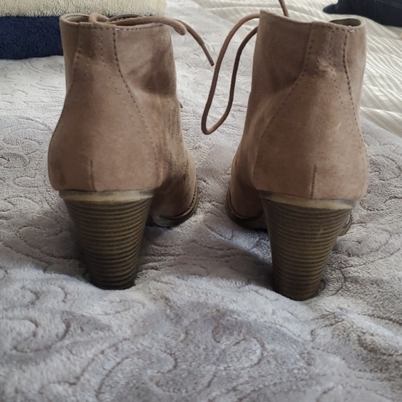 MIA booties - Picture 3 of 5